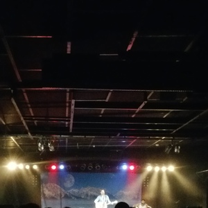 Pete Murray at Fairy Meadow, Australia in Waves 2015