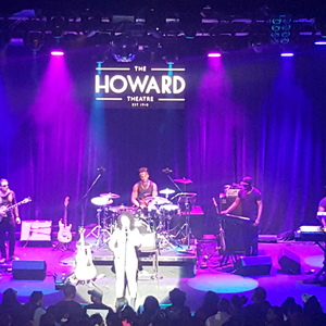 Elle Varner at Washington, DC in Howard Theatre 2015