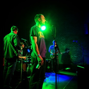 The Wave Pictures at Barcelona, Spain in Antiga Fàbrica Estrella Damm 2016