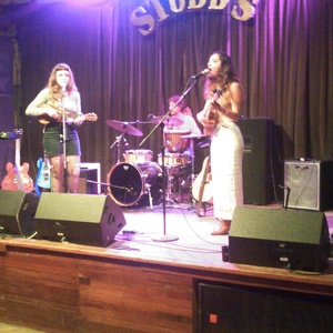 Say Girl Say at Austin, TX in Stubb's 2016