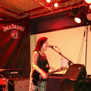 Louise Distras at Leeds, United Kingdom in The Packhorse 2016