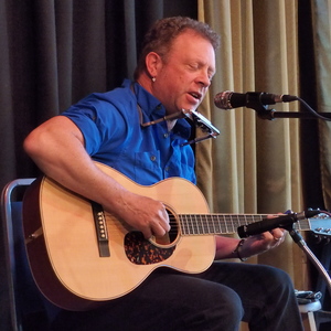 Nathan Bell at Oxford, NY in 6 On The Square 2016