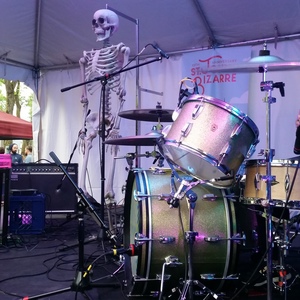 Quasi at Portland, OR in St. Johns Bizarre 2016