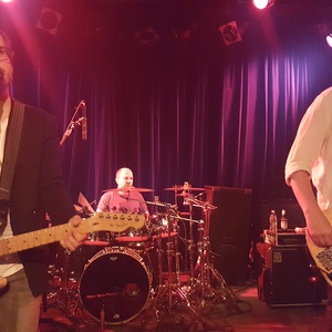 mor ve ötesi at Chicago, IL in Martyrs' 2016