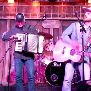 Rick Treviño at Cypress, TX in Masones Saloon 2016