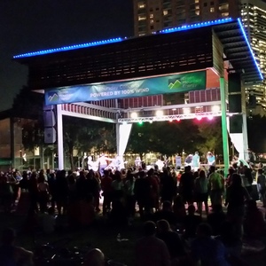 Los Skarnales at Houston, TX in Discovery Green 2016