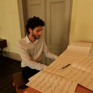 Sebastián Pecznik: Guitarrista, Compositor y Arreglador