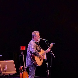 Darrell Scott at Charlotte, NC in Neighborhood Theatre 2016