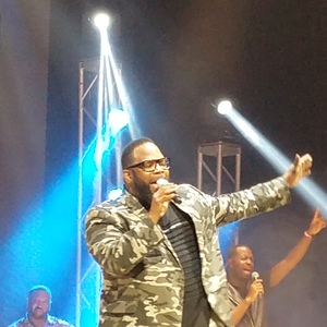 Israel Houghton at Merrillville, IN in Star Plaza Theatre 2016