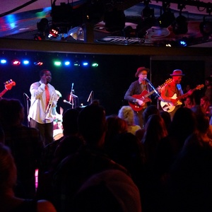 Sean Hayes at Santa Cruz, CA in Moe's Alley 2016
