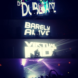 BARELY ALIVE at Chicago, IL in The Portage Theater 2016