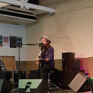 Shaun Kirk at Torquay Vic, Australia in Torquay Hotel 2017
