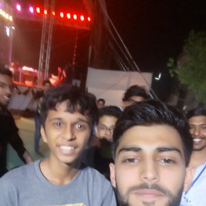 Zaeden at Surat, India in SVNIT 2017