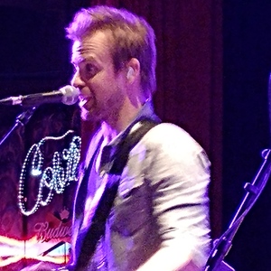 Dan Davidson at Calgary, Canada in Cowboys Dance Hall 2017