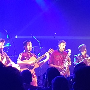 Deluxe at Serignan, France in LA CIGALIERE 2016