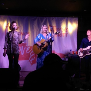 Amber Lawrence at Berriedale, Australia in Granada Tavern, Berriedale 2016