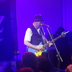 Fischer-Z at Leeds, United Kingdom in The Library 2017