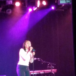 Ruth B. at New York, NY in (le) poisson rouge 2017