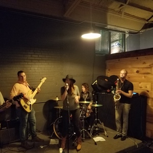 Brooks Dixon at Greenville, SC in Pour Taproom 2017