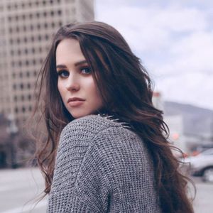 Kenzie Nimmo Tickets, Tour Dates and Concerts