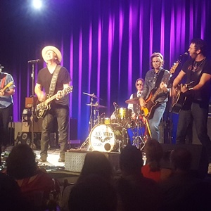 Jack Ingram at Houston, TX in The Heights Theater 2017