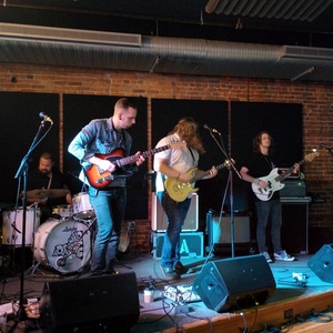 Me Like Bees at Utica, NY in Lunkins 2017