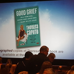 Theresa Caputo at National Harbor, MD in The Theater at MGM National Harbor 2017