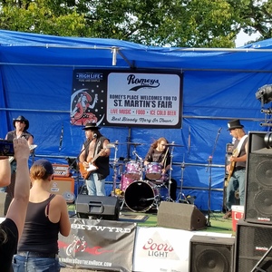 Lukyn Skywyrd at Franklin, WI in Romey's Pub   4pm 2017