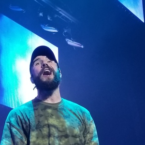 Ryan Follese at Camden, PA in BB&T Pavilion w/ Sam Hunt, Maren Morris & Chris Janson 2017