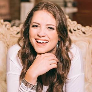 Leanna Crawford Tickets, Tour Dates and Concerts