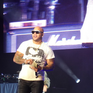Flo Rida at Alpharetta, GA in Verizon Amphitheatre 2017