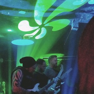 Angel Vivaldi at Phoenix, AZ in Pub Rock 2017