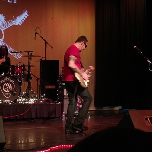 Gary Hoey at Bay Shore, NY in Boulton Center 2017