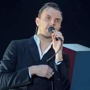 hurts at Zurich, Switzerland in Halle 622 2017