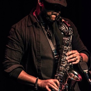 Ronjaemusic & High Altotude saxophone soloist
