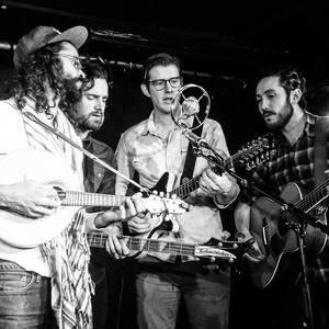 Darlingside at London, United Kingdom in Courtyard Theater 2018