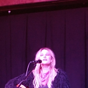 Elizabeth Cook at Winter Haven, FL in Gram Parsons Derry Down 2018