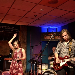 Jocelyn & Chris at Nashua, NH in Riverwalk 2018