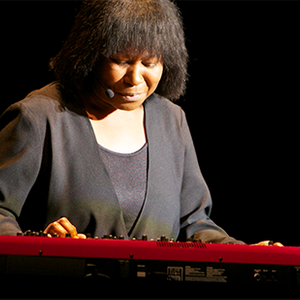 Joan Armatrading Tickets, Tour Dates and Concerts