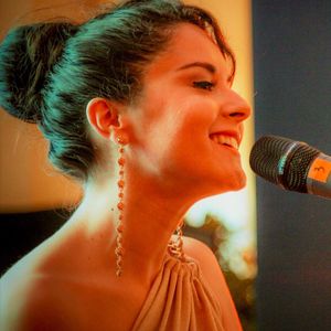 Miriam Luna Music