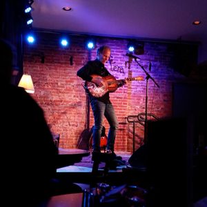 Brooks Williams at Saratoga Springs, NY in Caffe Lena 2018