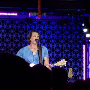 Pete Murray at Mooloolaba, Australia in The Wharf Tavern 2019