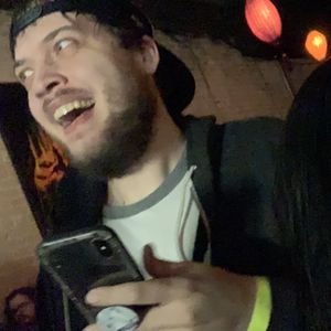 Landon Tewers at Dallas, TX in The Prophet Bar 2019