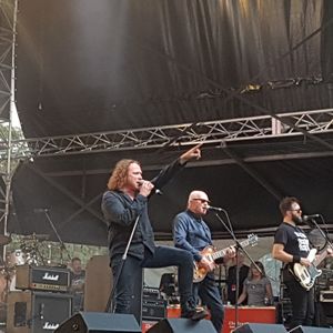 The Screaming Jets at Wodonga, Australia in Gateway Lakes 2019