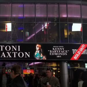 Toni Braxton at Los Angeles, CA in Microsoft Theater 2019