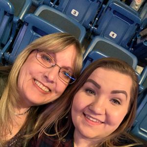 Kelly Clarkson at Montville, CT in Mohegan Sun Arena Box Office 2019