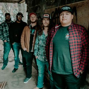 Giovannie & The Hired Guns