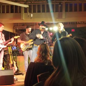 Jesse Keith Whitley at Bay City, MI in Castaways 2019