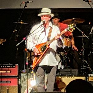 Stacy Mitchhart at Covington, OH in Madison Theater 2019