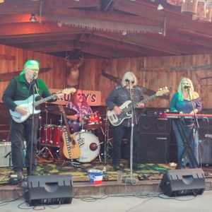 The Stacy Jones Band at Seattle, WA in Drunky Two Shoes BBQ White Center 2019
